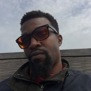 Meet your Posher, Kurtis